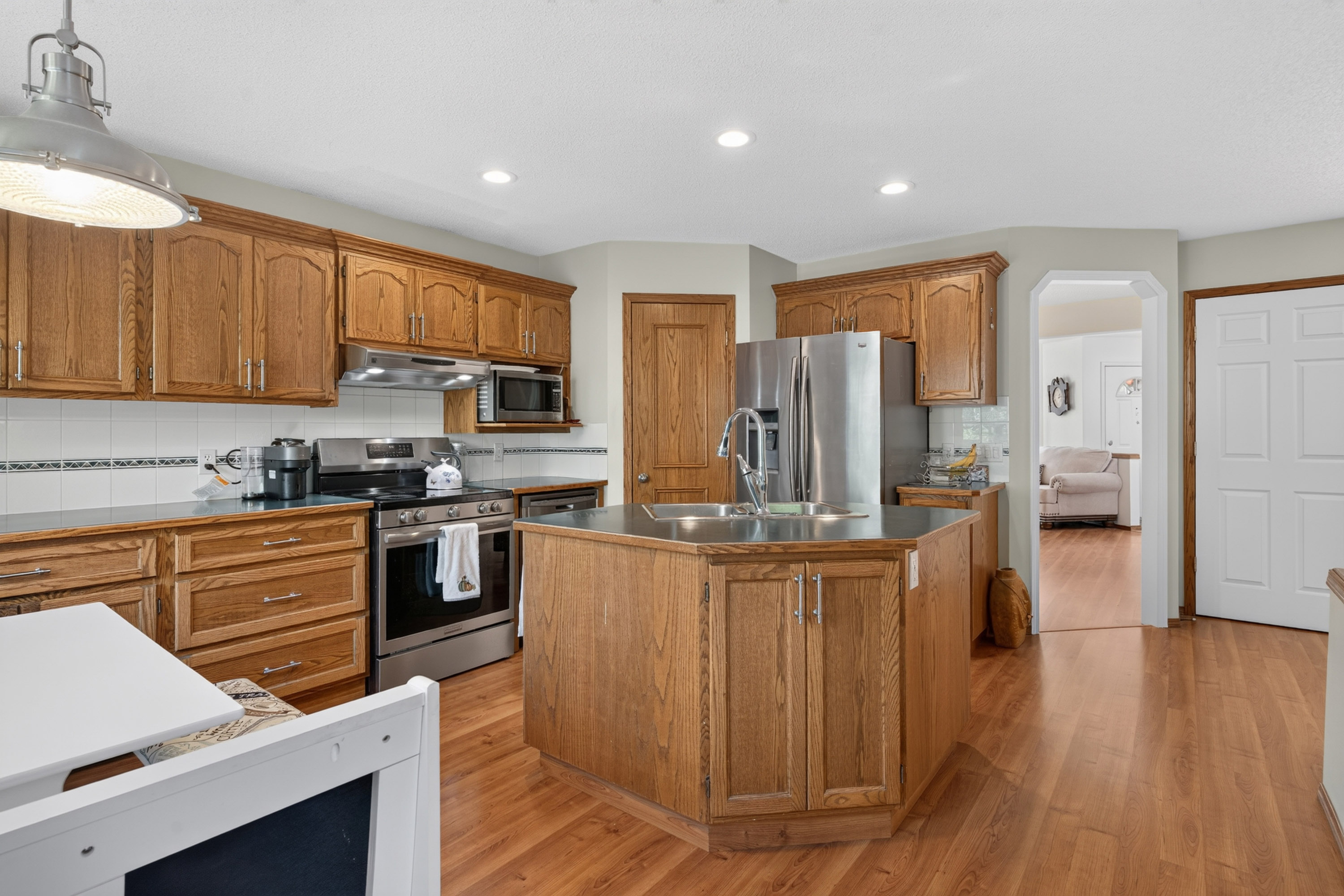 9867 Hidden Valley Drive 9867 Hidden Valley Drive