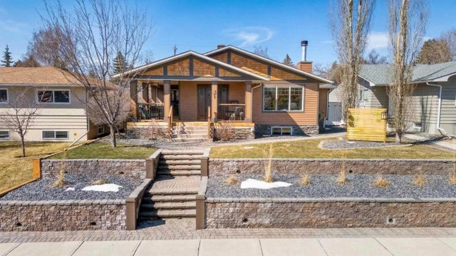 31 Rosetree Road NW  -  SOLD!!, Calgary